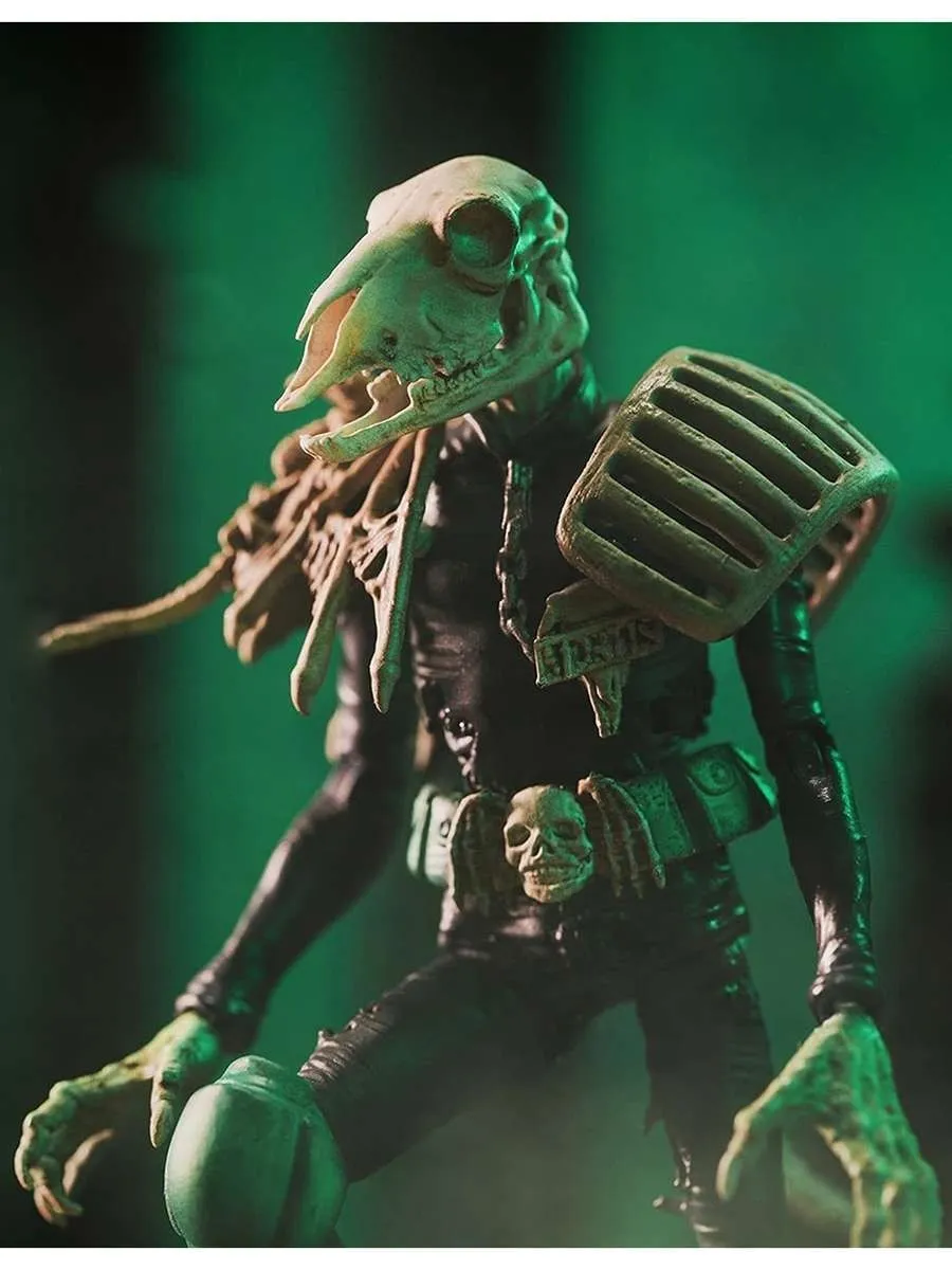 Фигурка Judge Dredd Judge Mortis 11см 4201707 Фигурка Judge Dredd Judge Mortis 11см 4201707