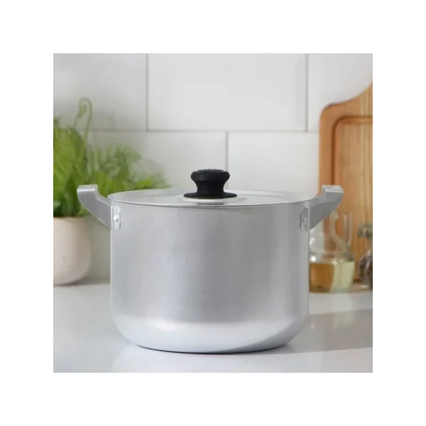 Кастрюля 4.5 л металлическая крышка